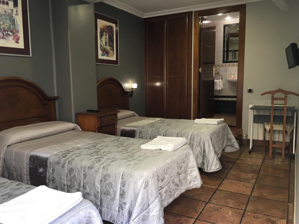 Pension La Redonda Logroño Dış mekan fotoğraf